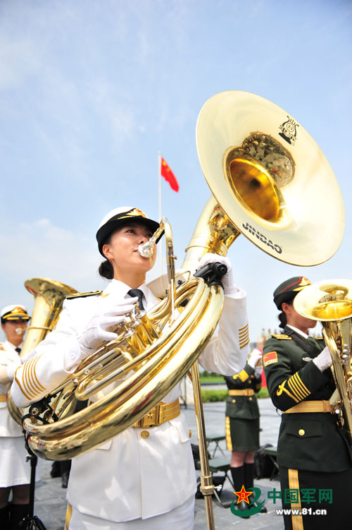 A banda feminina do exército: um grupo de “beldades de ferro”