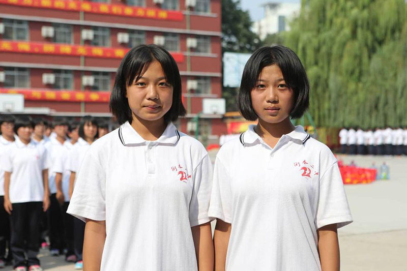 Escola no norte da China tem 16 novos alunos gémeos