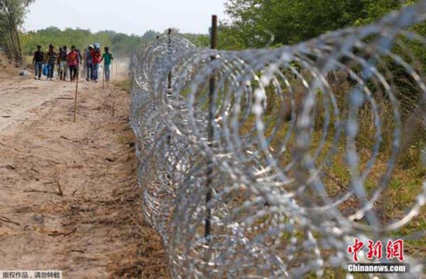 Países europeus pedem realização de reunião extraordinária para debater crise de imigração