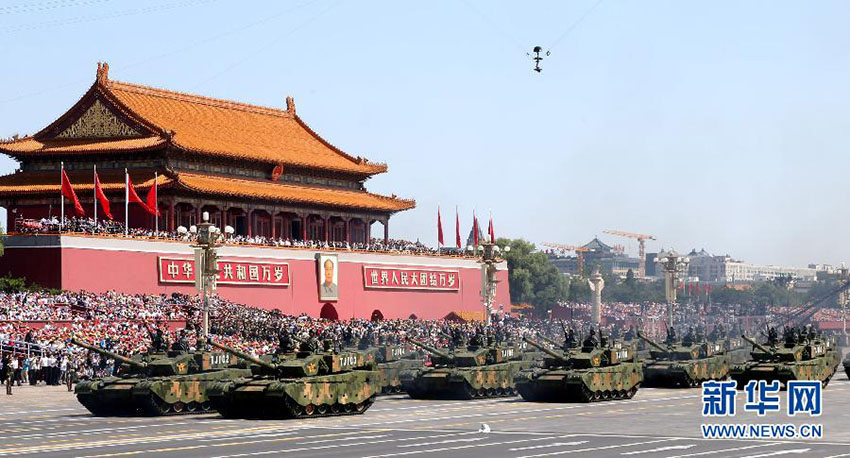 China apresenta novos armamentos no desfile do Dia da Vitória