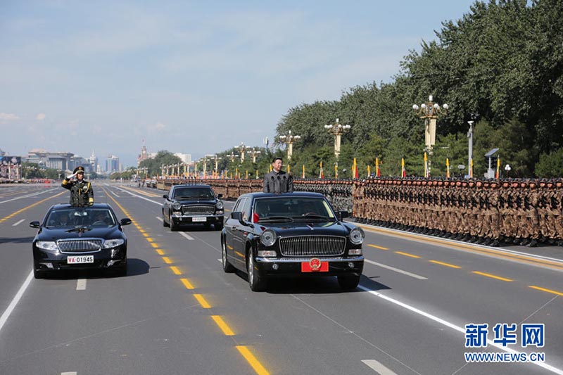 Parada do Dia da Vitória: Presidente chinês sauda as forças armadas