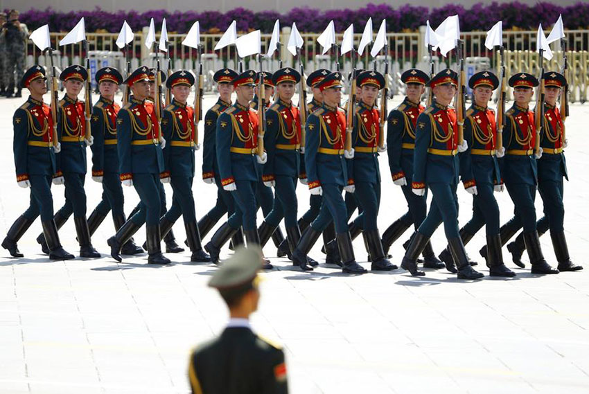 Dezessete unidades estrangeiras participam no desfile do Dia da Vitória na China