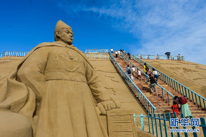 China realiza exposição internacional de esculturas de areia