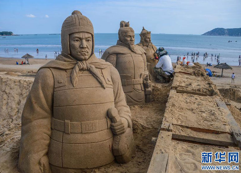 China realiza exposição internacional de esculturas de areia