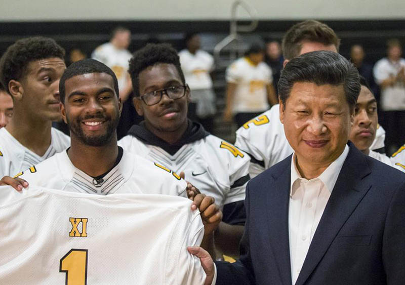 Xi Jinping revisita a Escola Secundária Lincoln