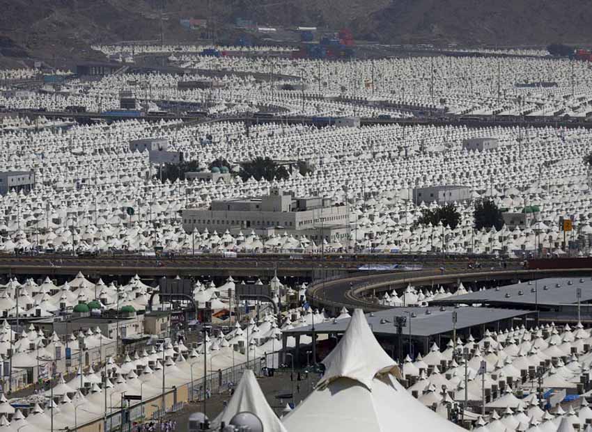 Mais de 700 peregrinos morrem durante a peregrinação anual do Hajj em Meca