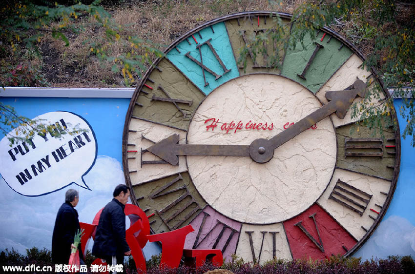 “Muro do amor” atrai curiosos em Shenyang