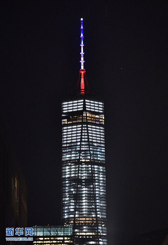 Mundo presta homenagem às vítimas dos ataques terroristas em Paris