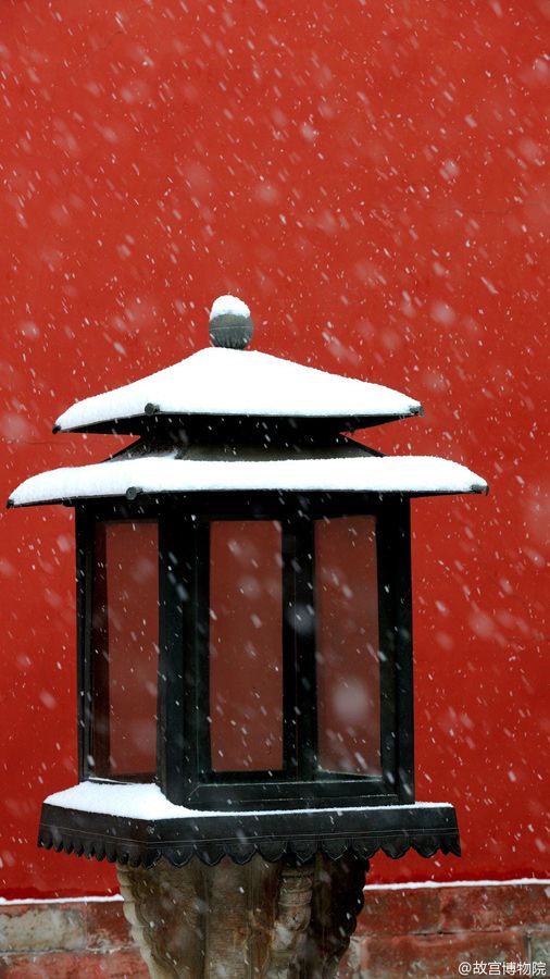 Paisagem de neve na Cidade Proibida atrai turistas