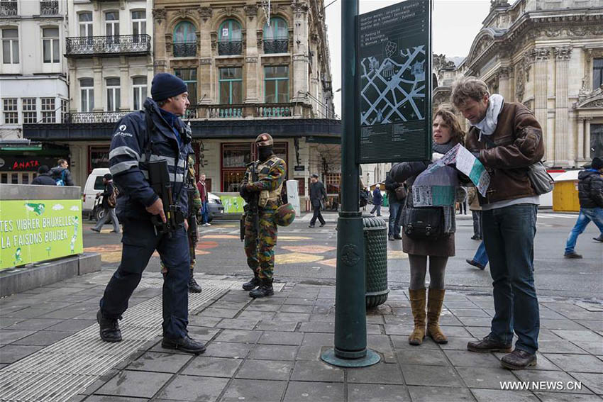 Bruxelas está em nível máximo de alerta contra ataques terroristas