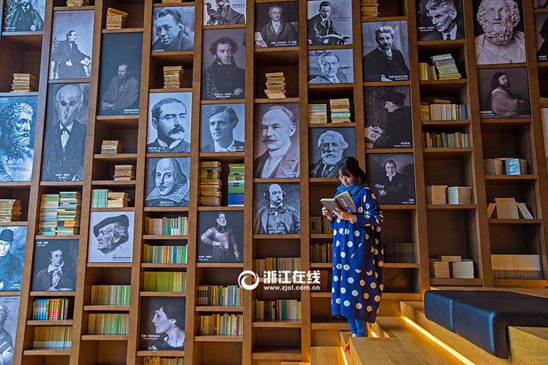 Biblioteca que mais se parece com uma exposição de arte é inaugurada em Wuzhen