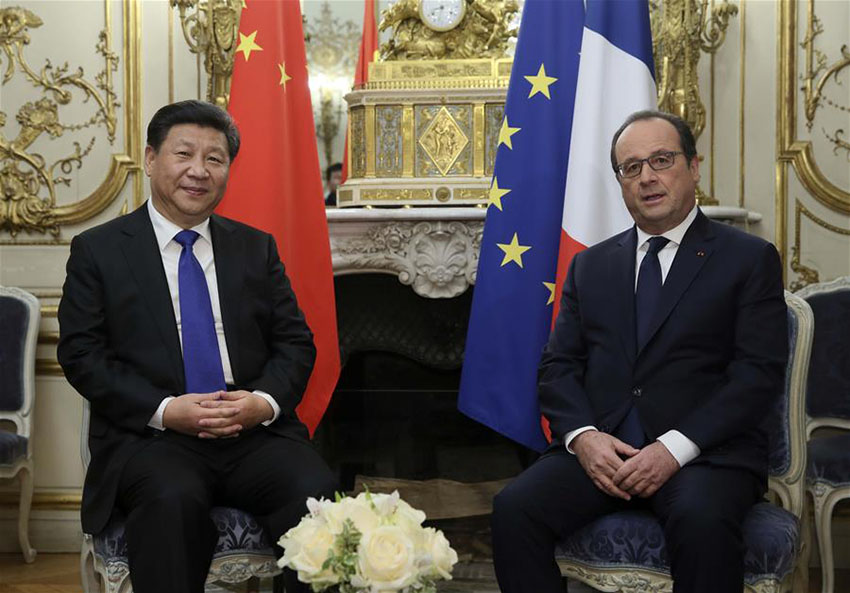 Xi Jinping encontra-se com presidente francês em Paris