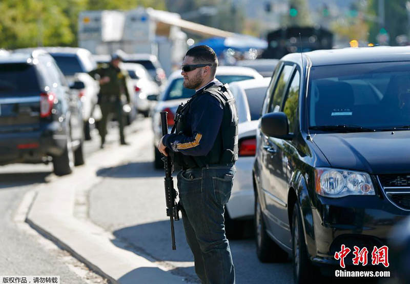 Tiroteio nos EUA deixa pelo menos 14 mortos