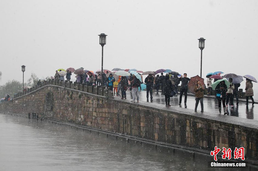 Hangzhou recebe os primeiros flocos de neve de 2015