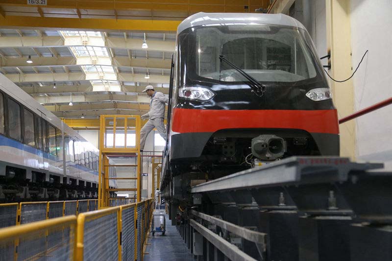 Primeira ferrovia de levitação magnética de média e baixa velocidade da China entra em fase de testes