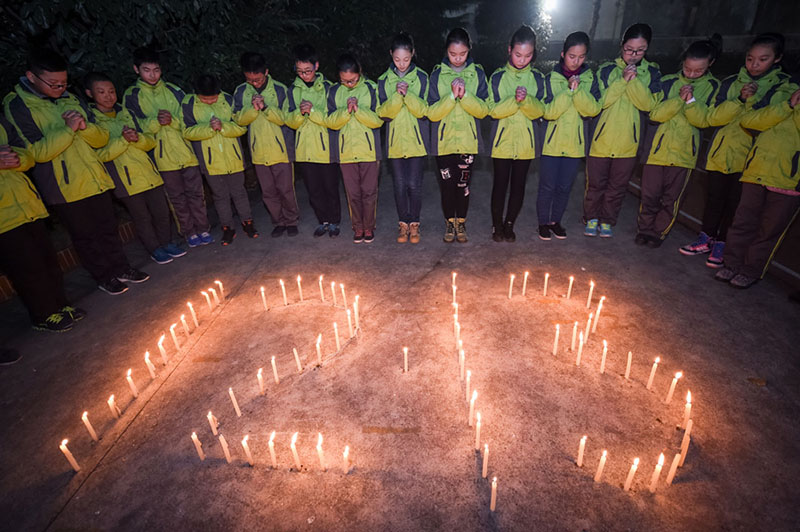 China realiza ato solene em memória às vítimas do massacre de Nanquim