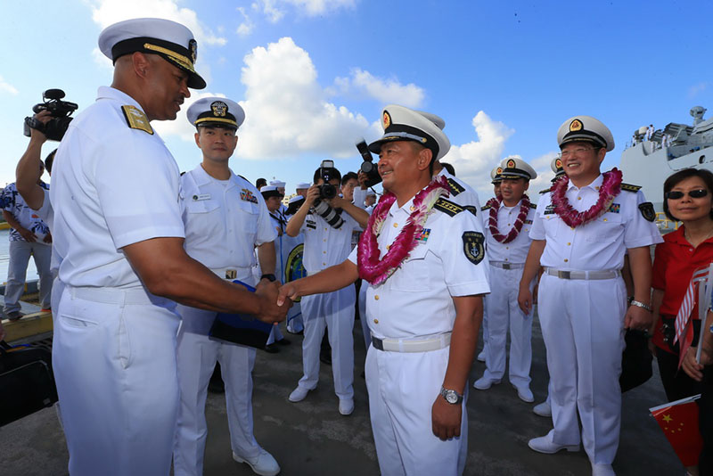 Frota da Marinha chinesa chega a Pearl Harbor