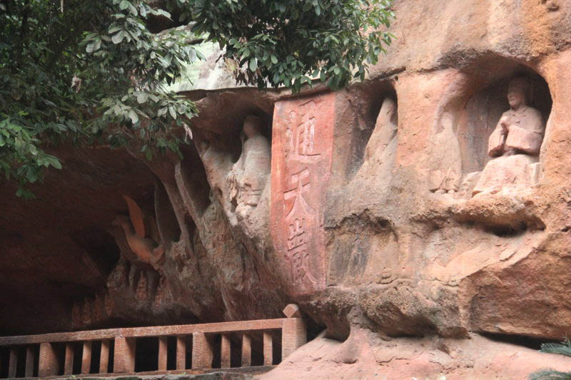 Jiangxi pelos olhos da imprensa internacional – Torre Bajing e Grutas Tongtianyan