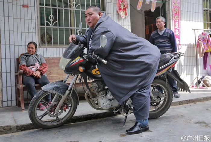 Homem mais pesado da China tem 261Kg