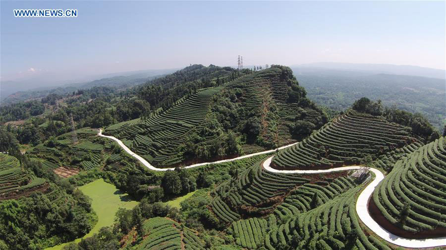 Planos panorâmicos de cidades chinesas em 2015