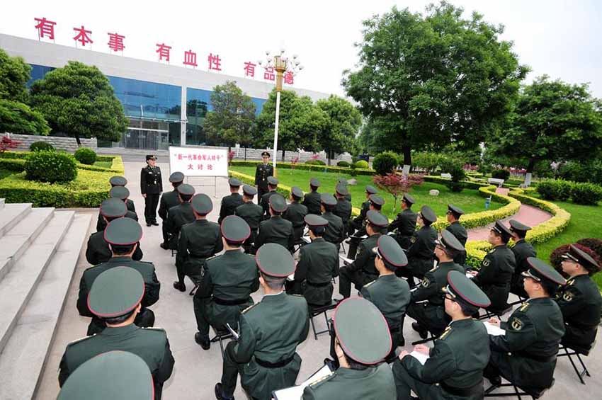 Novas forças do exército chinês prometem contribuir para a construção de exército forte