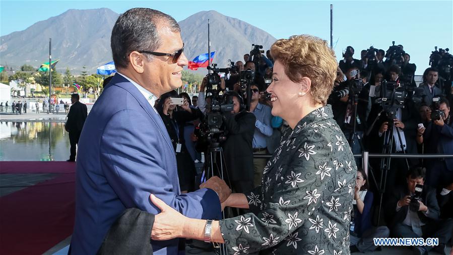 CELAC deve substituir a OEA, diz presidente do Equador