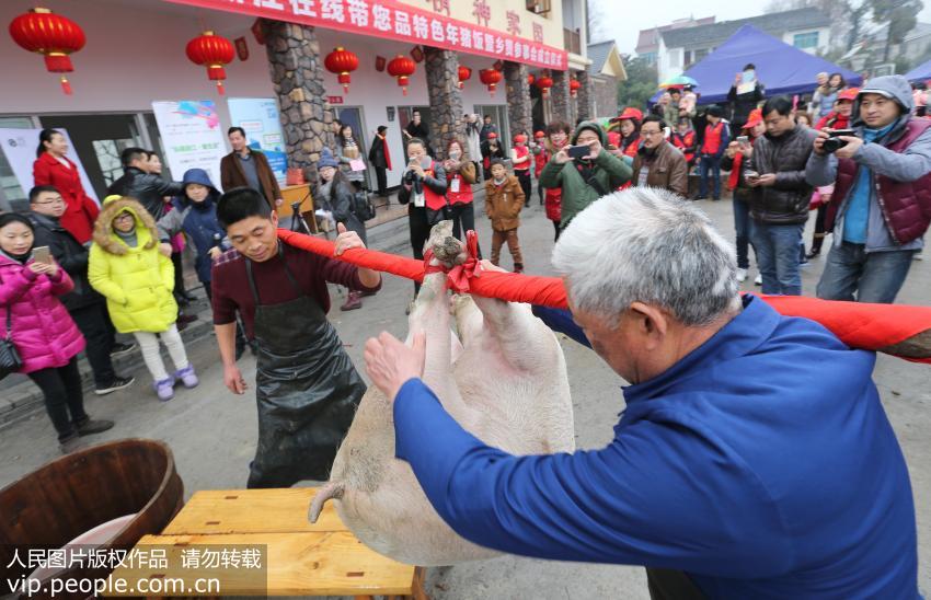 Chineses comemoram o Festival da Primavera