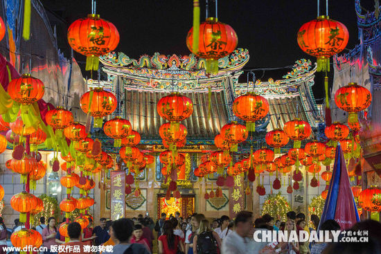 Festival da Primavera da China torna-se globalizada e carrega valores universais