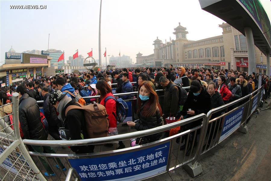 Trens chineses batem recorde diário de passageiros