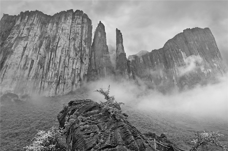 Paisagens únicas da China a preto e branco