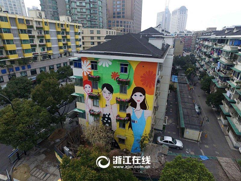 Edifícios antigos de cidade chinesa redecorados