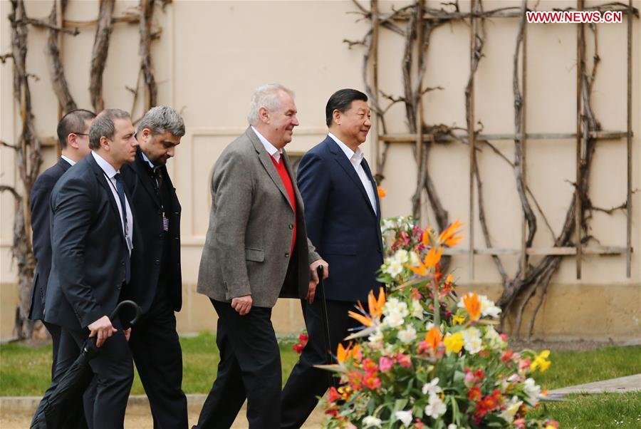 Presidente chinês se reúne com seu homólogo tcheco