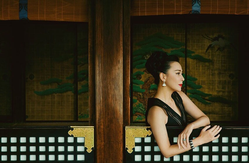Novas fotos da atriz de Hong Kong Carina Lau