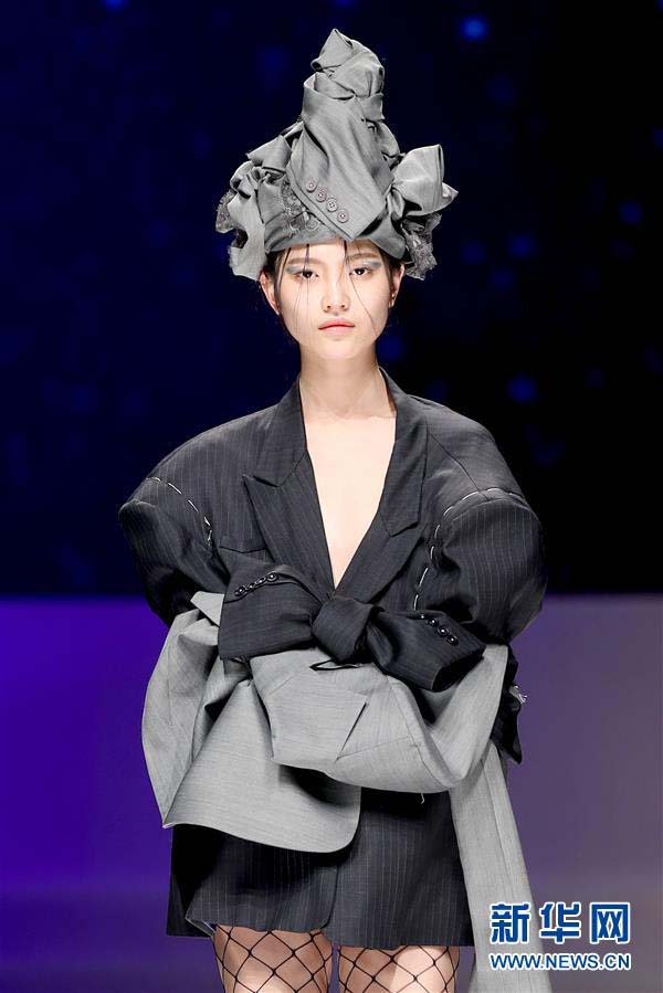 Semana Internacional de Moda da China é inaugurada em Beijing