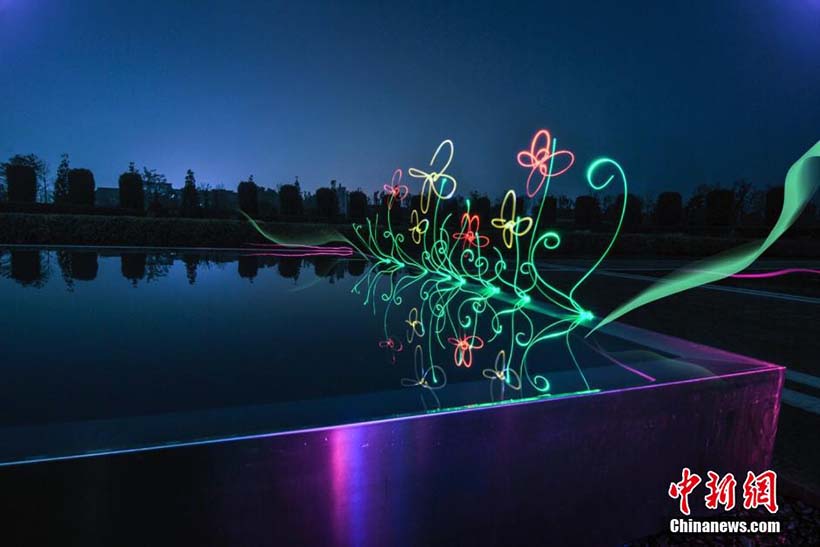 Montagens de efeitos luminosos em monumentos de Jiangxi