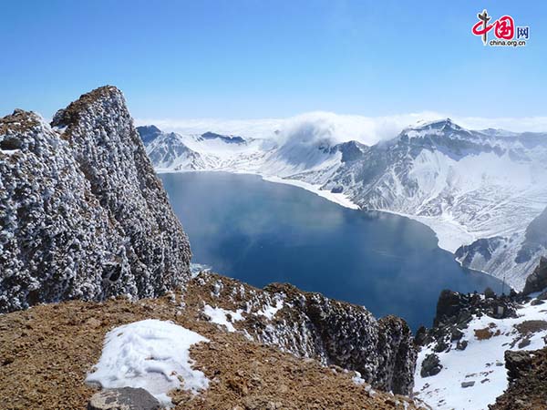 Paisagem do Lago Tianchi no noroeste da China