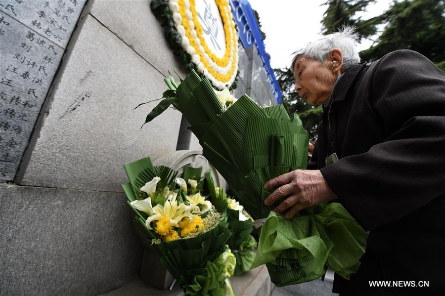 Nanjing realiza cerimônia em memória das vítimas do Massacre