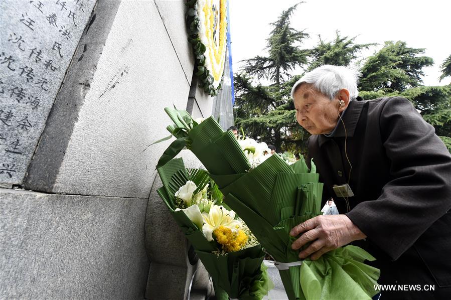 Nanjing realiza cerimônia em memória das vítimas do Massacre