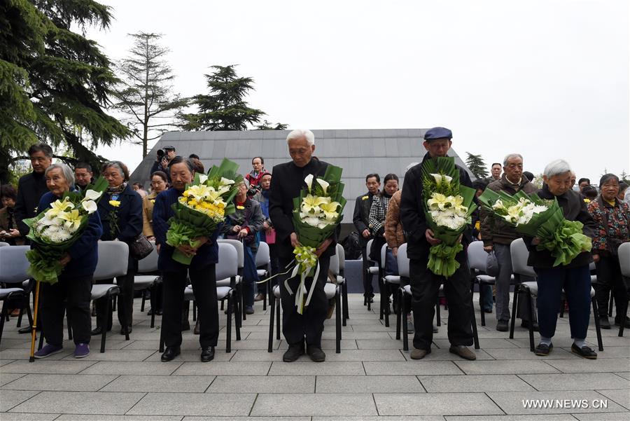 Nanjing realiza cerimônia em memória das vítimas do Massacre