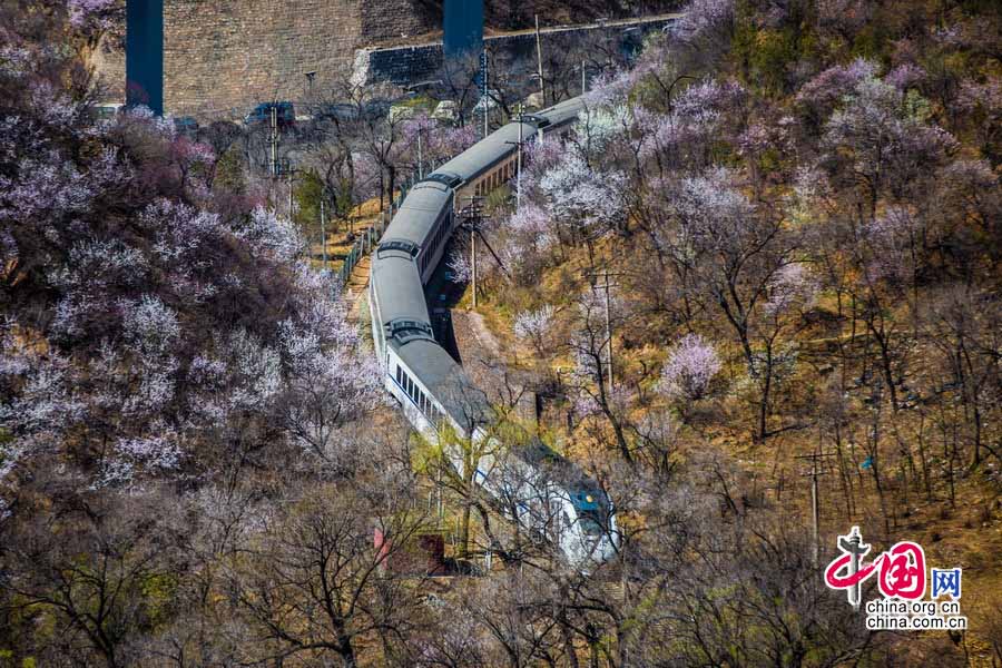 Uma fusão entre beleza e história: A estação ferroviária de Qinglongqiao