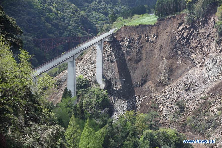 Terremotos no Japão causam 41 mortos e 11 desaparecidos