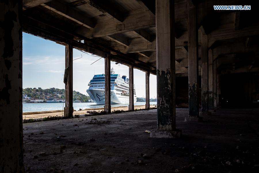 Cruzeiro americano atraca em Cuba pela primeira vez em cinco décadas