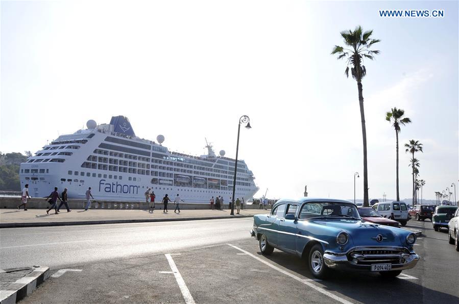 Cruzeiro americano atraca em Cuba pela primeira vez em cinco décadas