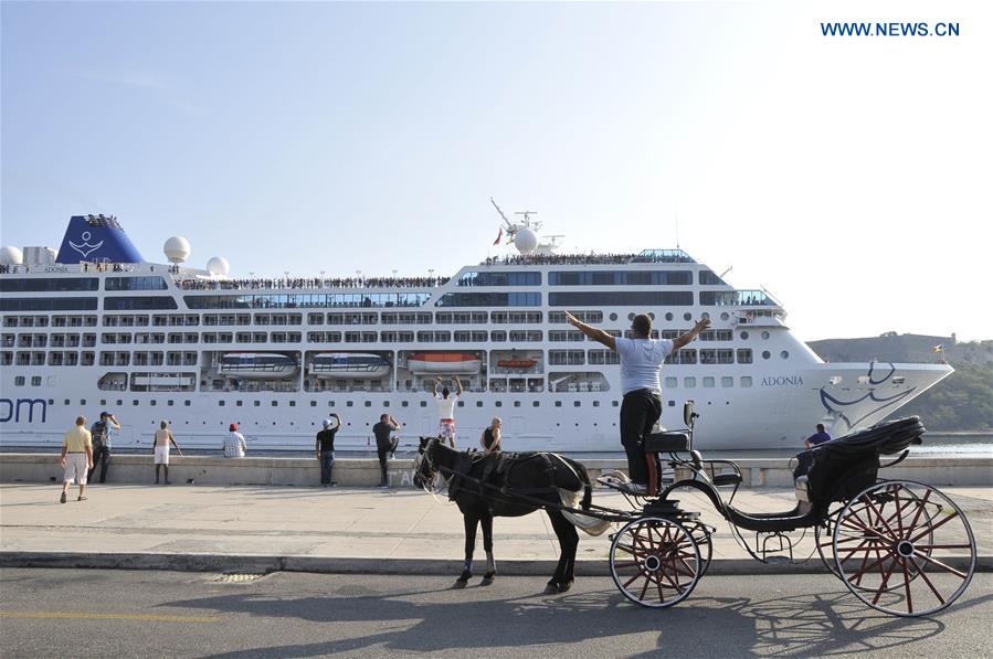 Cruzeiro americano atraca em Cuba pela primeira vez em cinco décadas