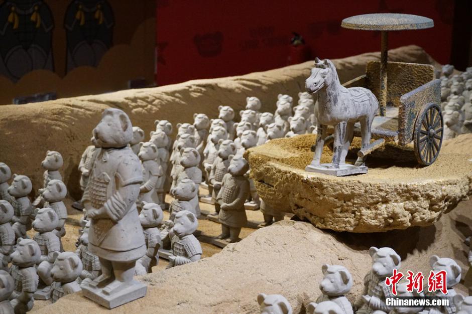 “Ursinhos de terracota” em exposição em Wuxi