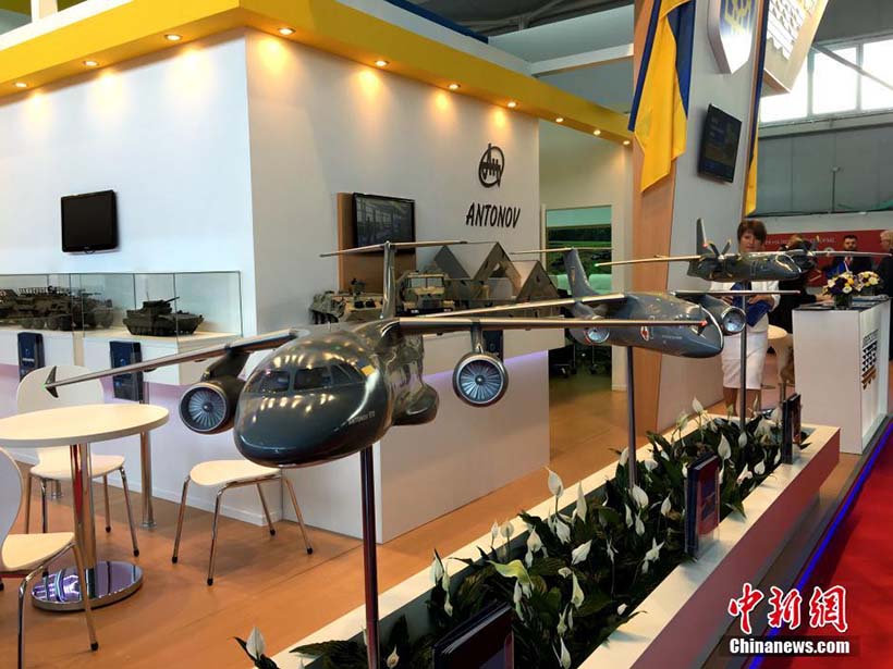 Feira internacional de armas e equipamentos militares “KADEX-2016” é inaugurada em Astana