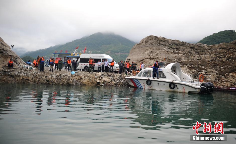 China investiga causa de naufrágio de barco em cidade no sudoeste