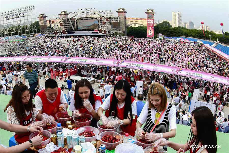 Província no leste da China realiza semana da lagosta