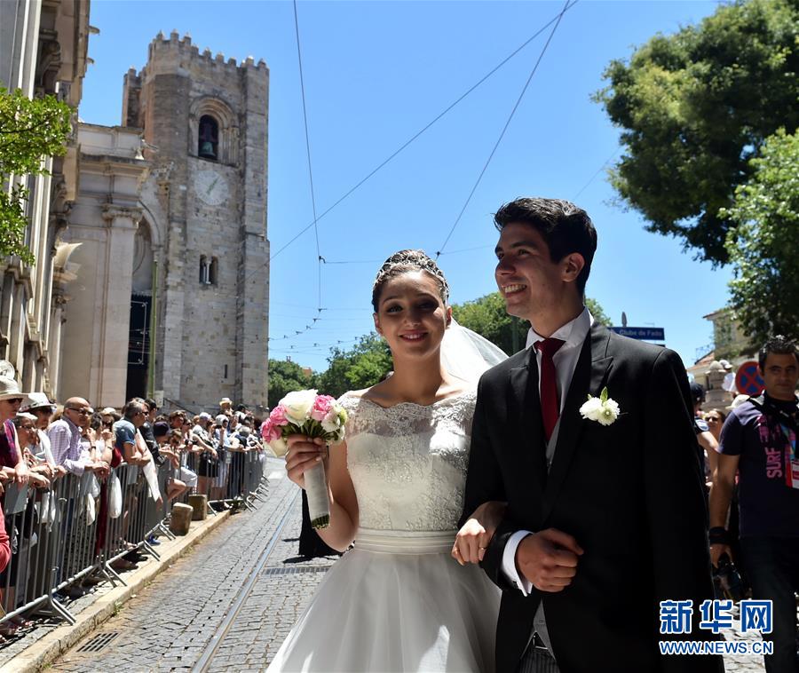 Lisboa volta a acolher a tradição dos Casamentos de Santo António