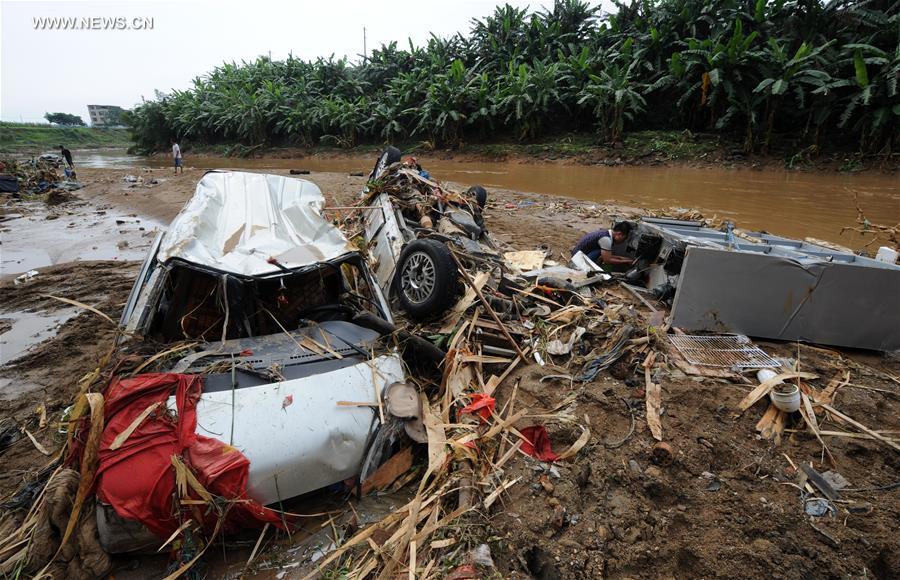 Chuva pesada deixa um morto e outro desaparecido no sul da China